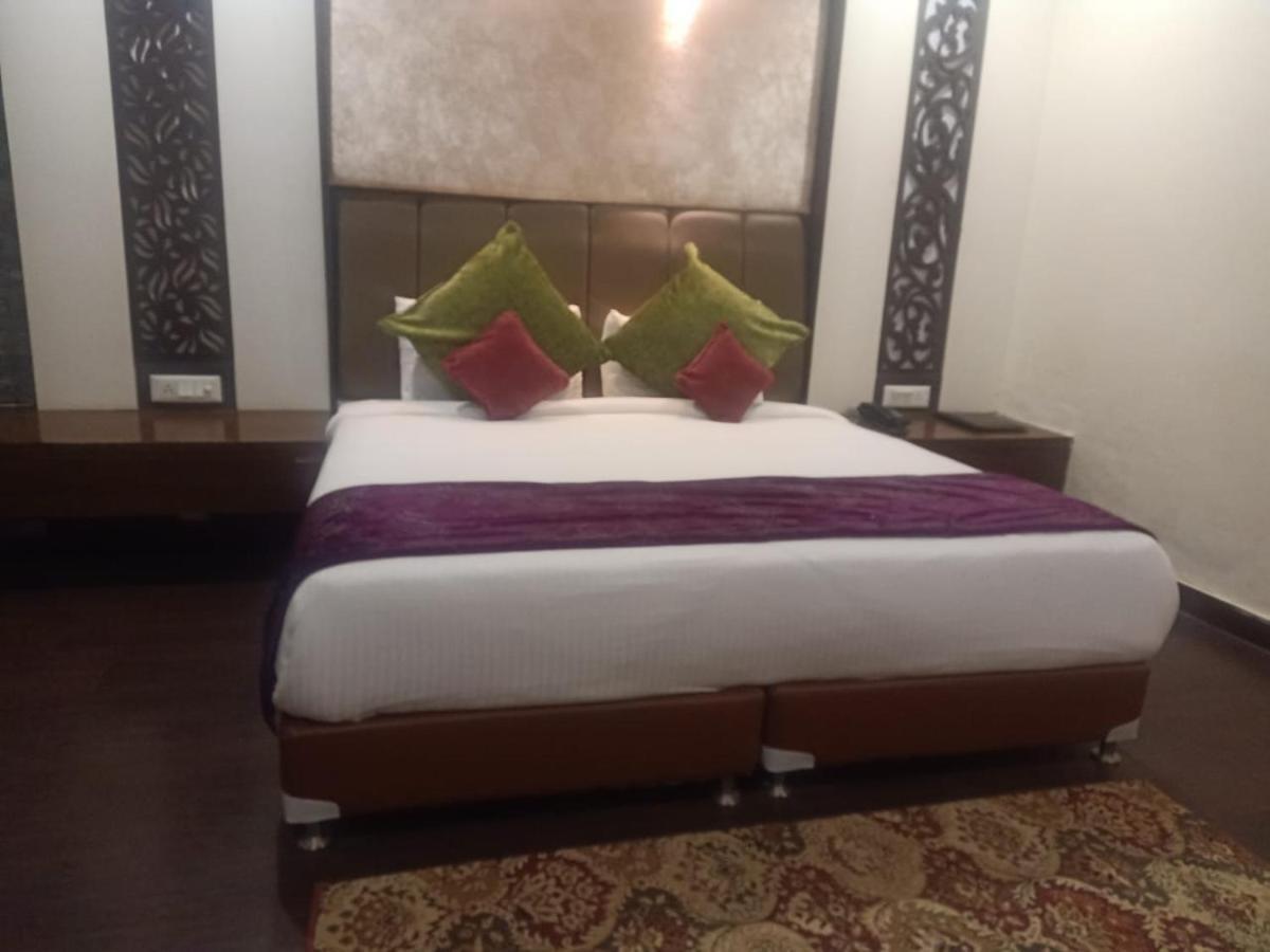 Jungle Livinn Resort Chail Ngoại thất bức ảnh